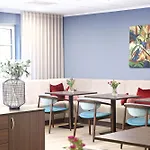 Lejlighed Rosengarten Fuerth, Moderne Serviced In Citylage, Ganze 50 M2, Nahe Nuernberg, Metro, Sauna, Fruehstueck & Parkplatz *