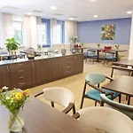 Appartement Rosengarten Fuerth, Moderne Serviced In Citylage, Ganze 50 M2, Nahe Nuernberg, Metro, Sauna, Fruehstueck & Parkplatz Fürth
