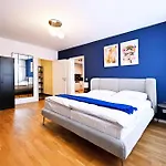 Rosengarten Fuerth, Moderne Serviced In Citylage, Ganze 50 M2, Nahe Nuernberg, Metro, Sauna, Fruehstueck & Parkplatz *