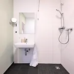 Appartement Rosengarten Fuerth, Moderne Serviced In Citylage, Ganze 50 M2, Nahe Nuernberg, Metro, Sauna, Fruehstueck & Parkplatz
