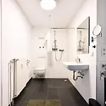 Appartement Rosengarten Fuerth, Moderne Serviced In Citylage, Ganze 50 M2, Nahe Nuernberg, Metro, Sauna, Fruehstueck & Parkplatz Fürth
