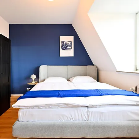 Apartment Rosengarten Fuerth, Moderne Serviced In Citylage, Ganze 50 M2, Nahe Nuernberg, Metro, Sauna Fuerth
