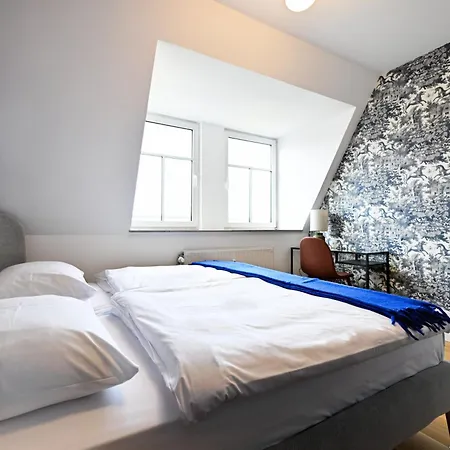 Rosengarten Fuerth, Moderne Serviced In Citylage, Ganze 50 M2, Nahe Nuernberg, Metro, Sauna Apartment *