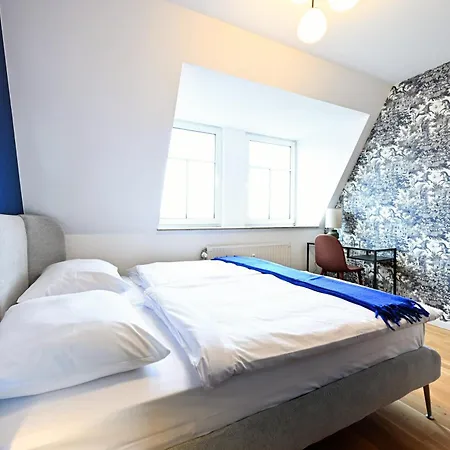 Lejlighed Rosengarten Fuerth, Moderne Serviced In Citylage, Ganze 50 M2, Nahe Nuernberg, Metro, Sauna, Fruehstueck & Parkplatz Fürth