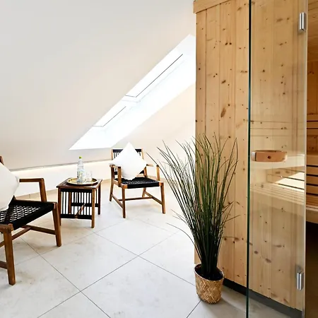 Rosengarten Fuerth, Moderne Serviced In Citylage, Ganze 50 M2, Nahe Nuernberg, Metro, Sauna Apartment *