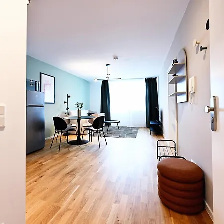 Apartamento Rosengarten Fürth, Moderne Serviced In Citylage, Ganze 50 M2, Nahe Nürnberg, Metro, Sauna *