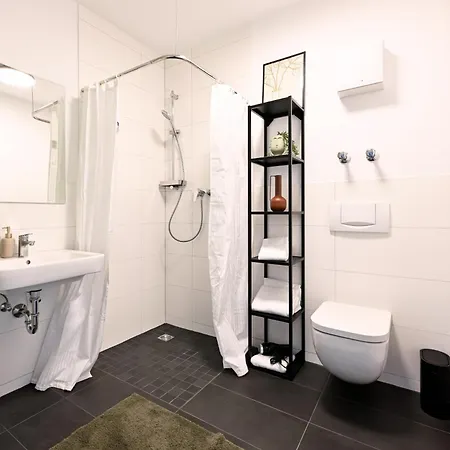 Apartamento Rosengarten Fürth, Moderne Serviced In Citylage, Ganze 50 M2, Nahe Nürnberg, Metro, Sauna